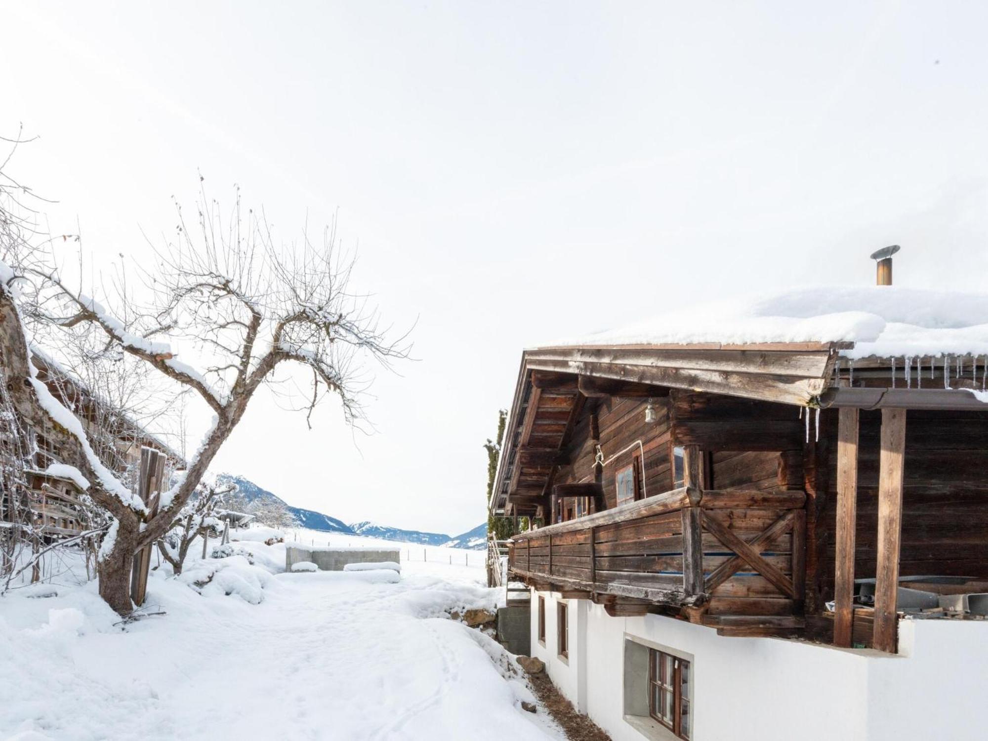 Rustic Farmhouse With Sauna In Bramberg Neukirchen am Grossvenediger Bagian luar foto