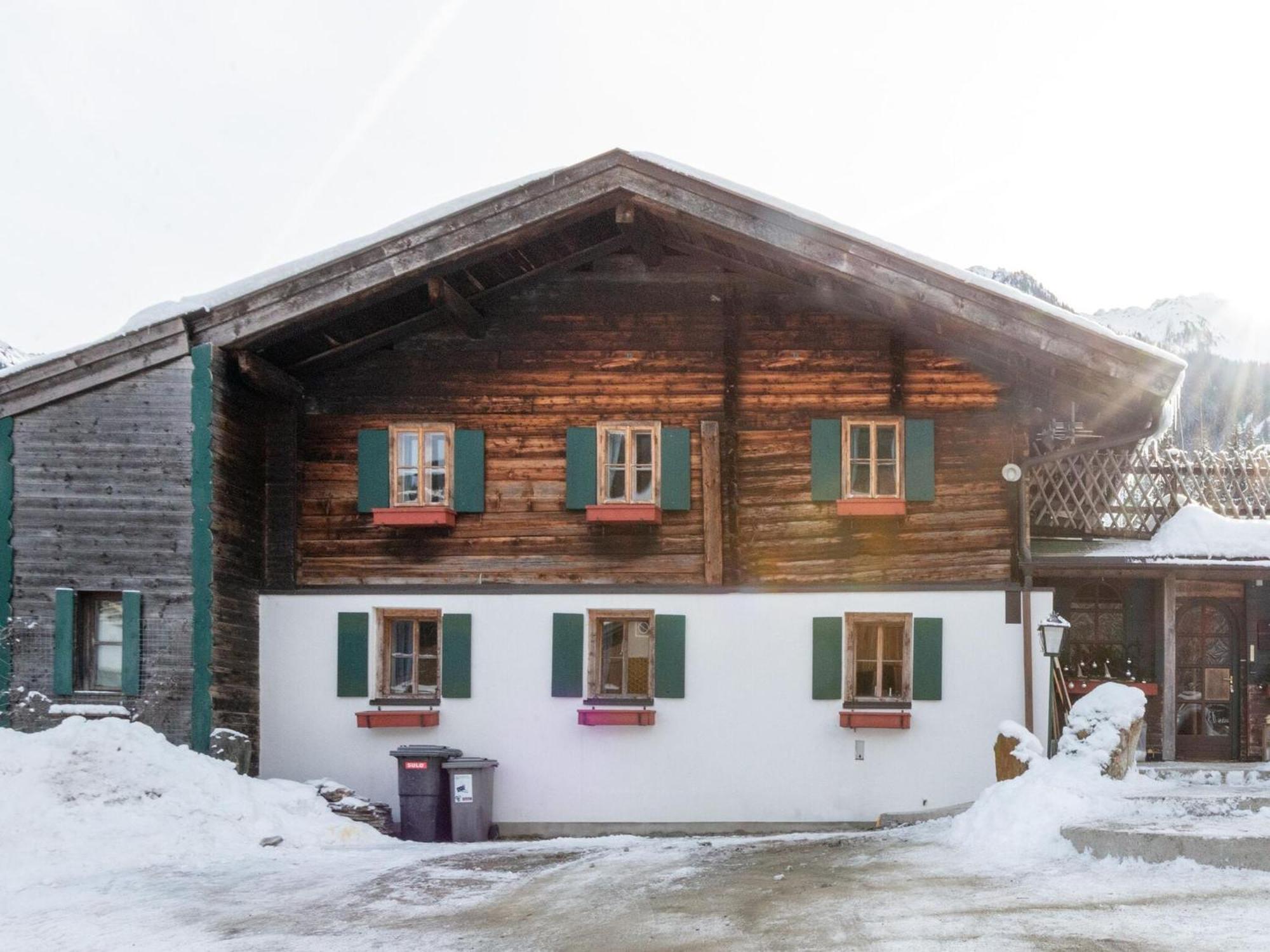 Rustic Farmhouse With Sauna In Bramberg Neukirchen am Grossvenediger Bagian luar foto