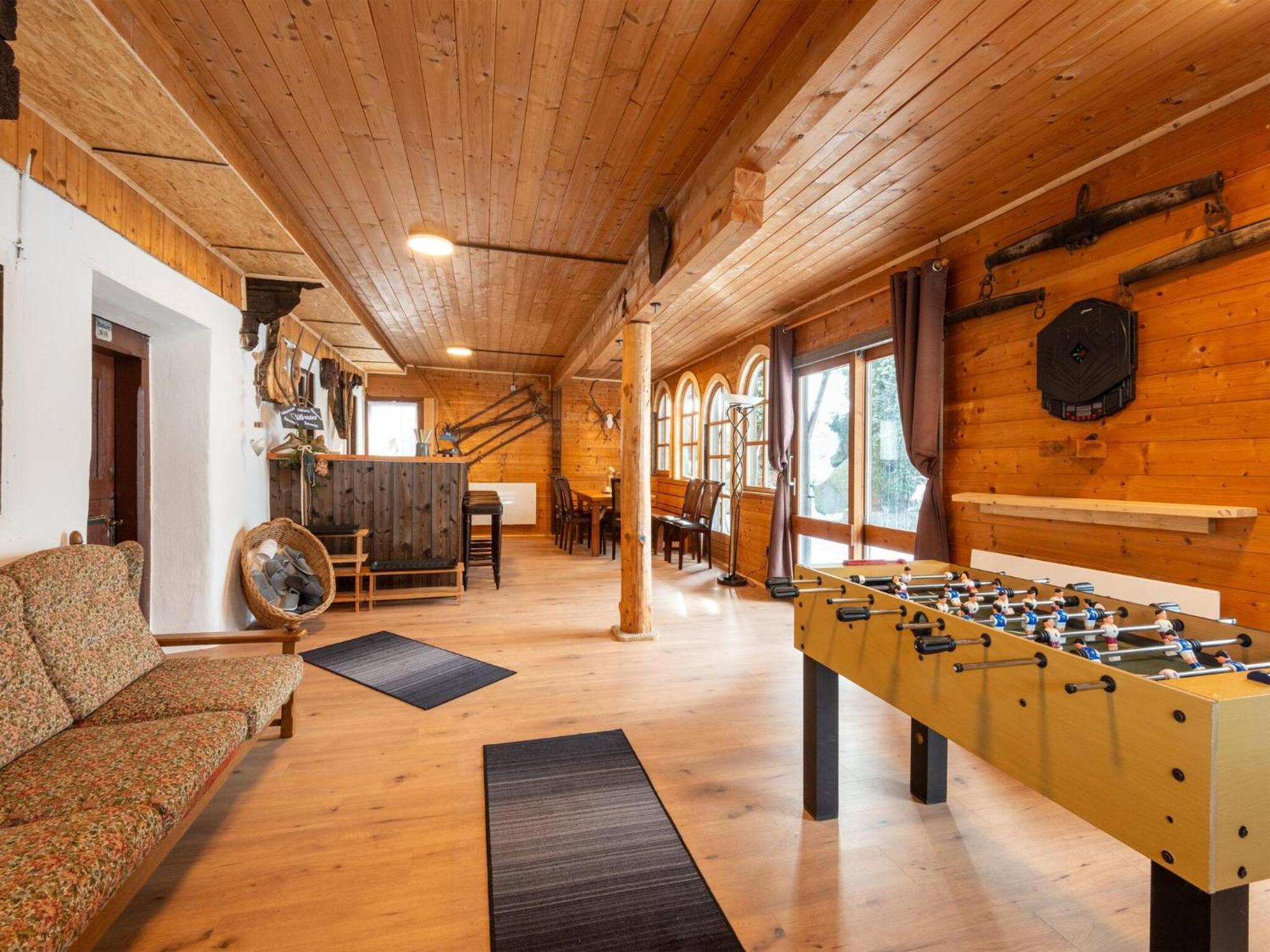 Rustic Farmhouse With Sauna In Bramberg Neukirchen am Grossvenediger Bagian luar foto