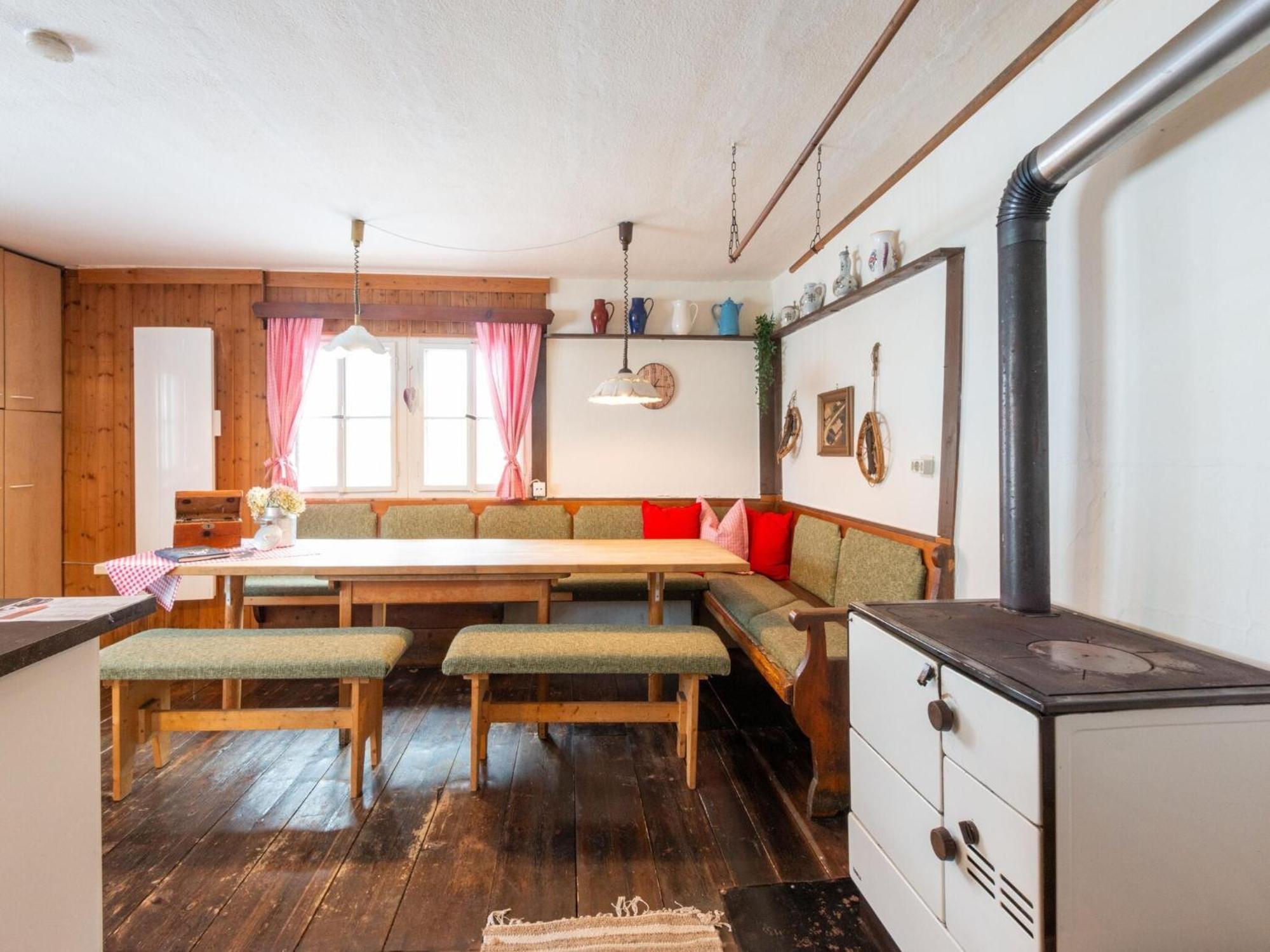 Rustic Farmhouse With Sauna In Bramberg Neukirchen am Grossvenediger Bagian luar foto