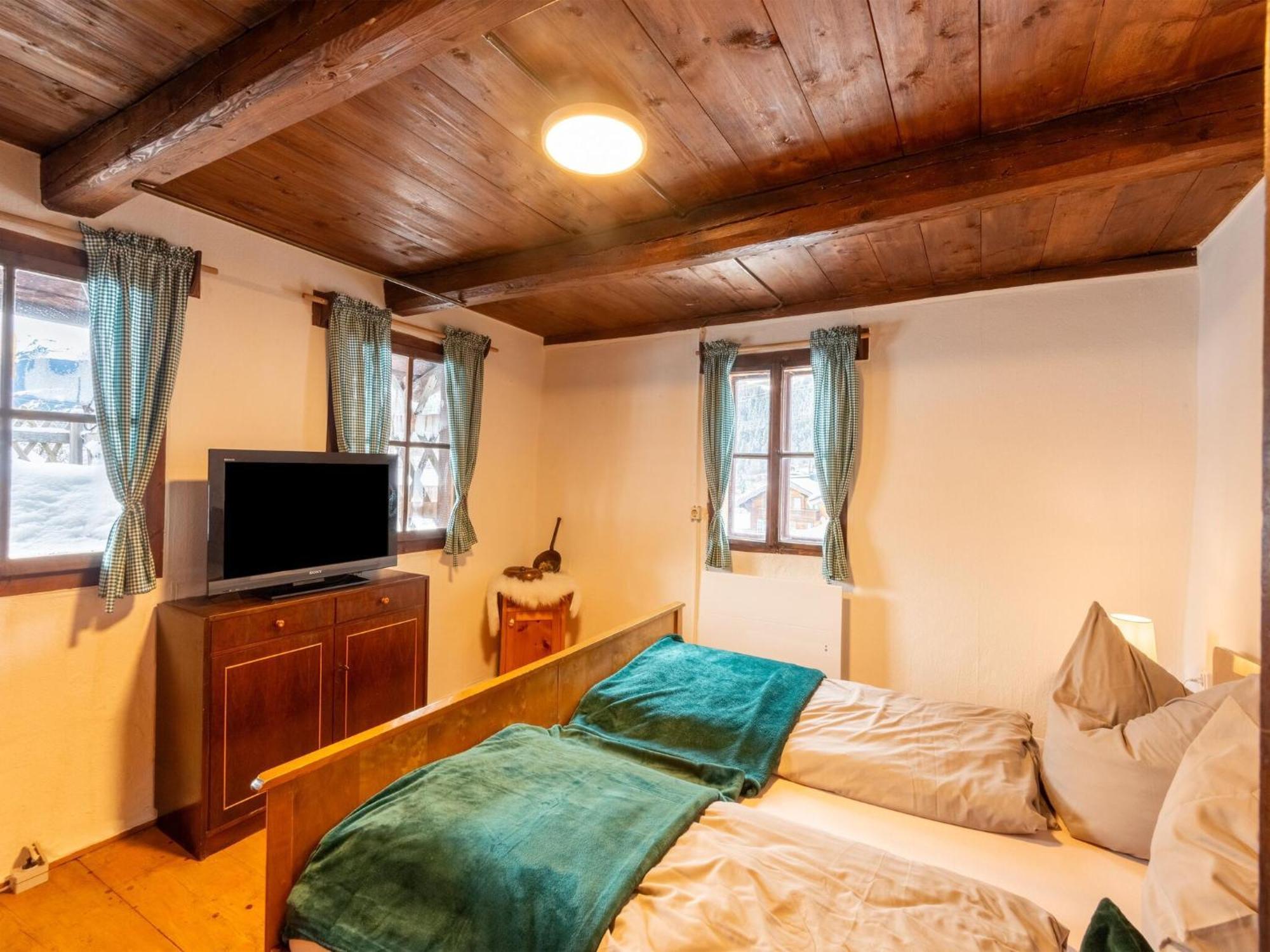 Rustic Farmhouse With Sauna In Bramberg Neukirchen am Grossvenediger Bagian luar foto