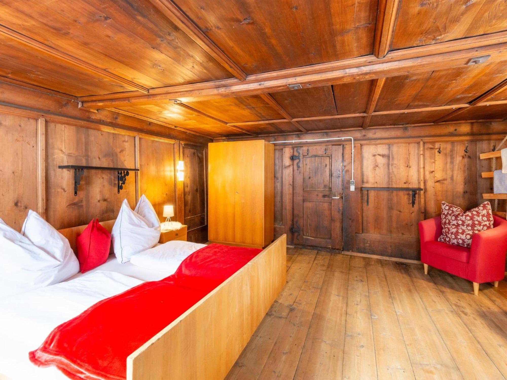 Rustic Farmhouse With Sauna In Bramberg Neukirchen am Grossvenediger Bagian luar foto